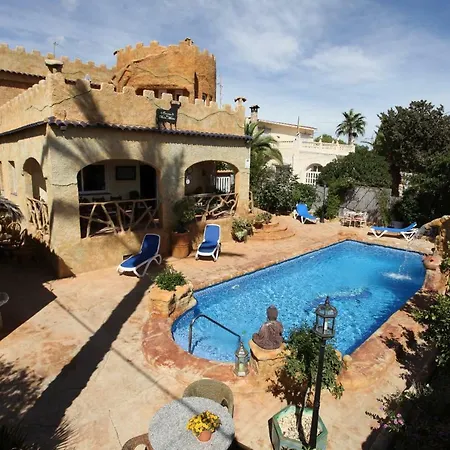 Castillo De Dona Maria Mit Drei Apartamenten * Orihuela