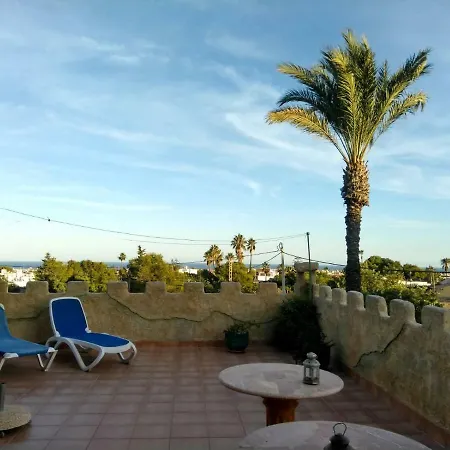 Castillo De Dona Maria Mit Drei Apartamenten Apartment Orihuela